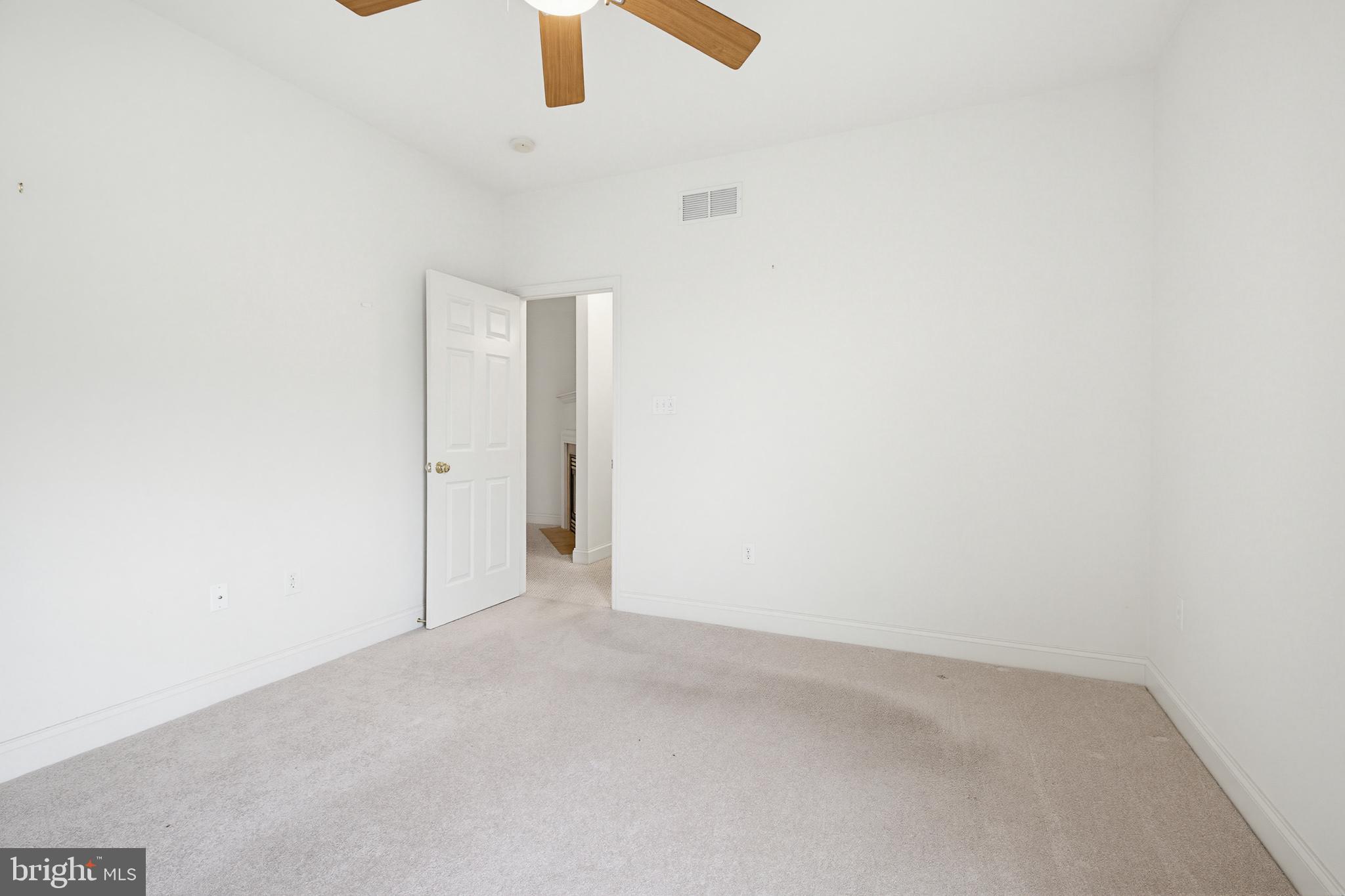 3 Courtney Rea Circle Reading, PA 19606 - Photo 36 of 42 Bright and airy blank canvas room.