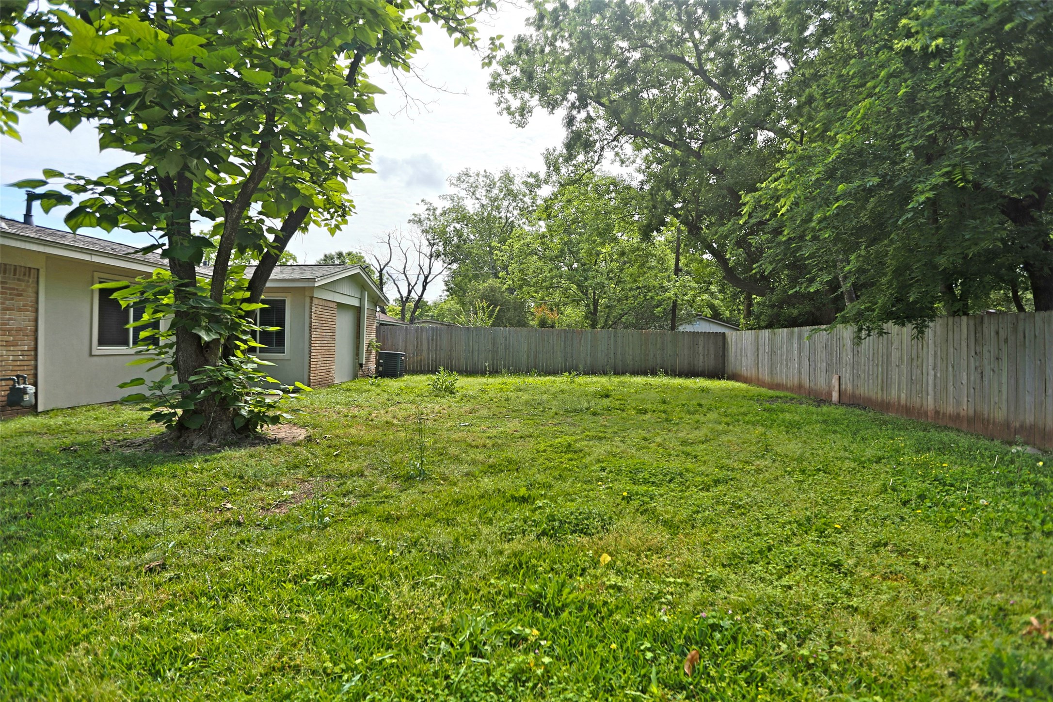 6123 Grape Street Houston, TX 77074 - Photo 17 of 18