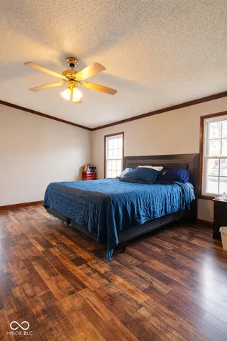 $460,000 | 3375 West County Road 850 South, Commiskey, IN 47227