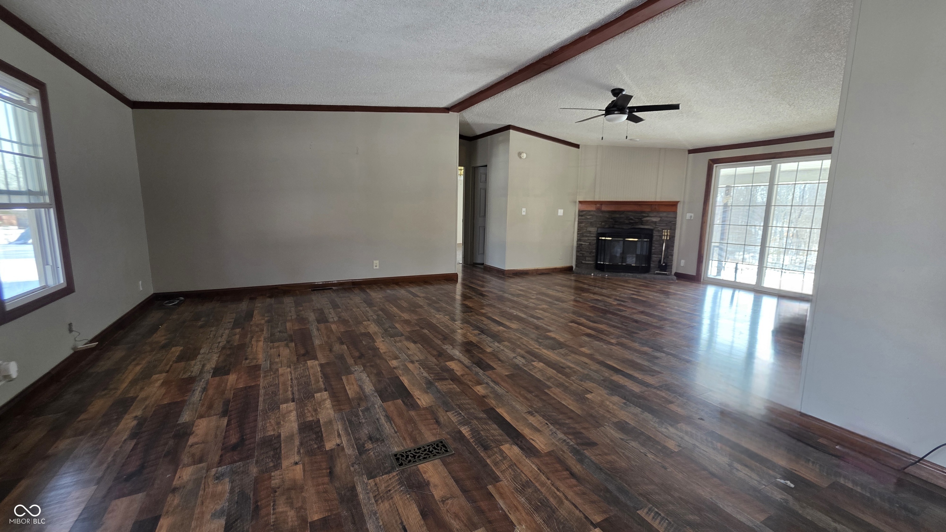 3375 West County Road 850 South Commiskey, IN 47227 - Photo 6 of 27