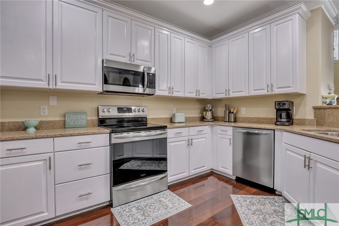 249 Durham Park Way Pooler, GA 31322 - Photo 8 of 42 Gallery Image 8