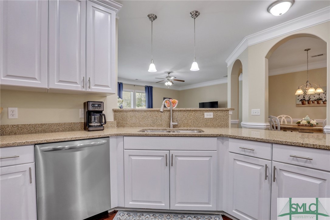 249 Durham Park Way Pooler, GA 31322 - Photo 10 of 42 Gallery Image 10