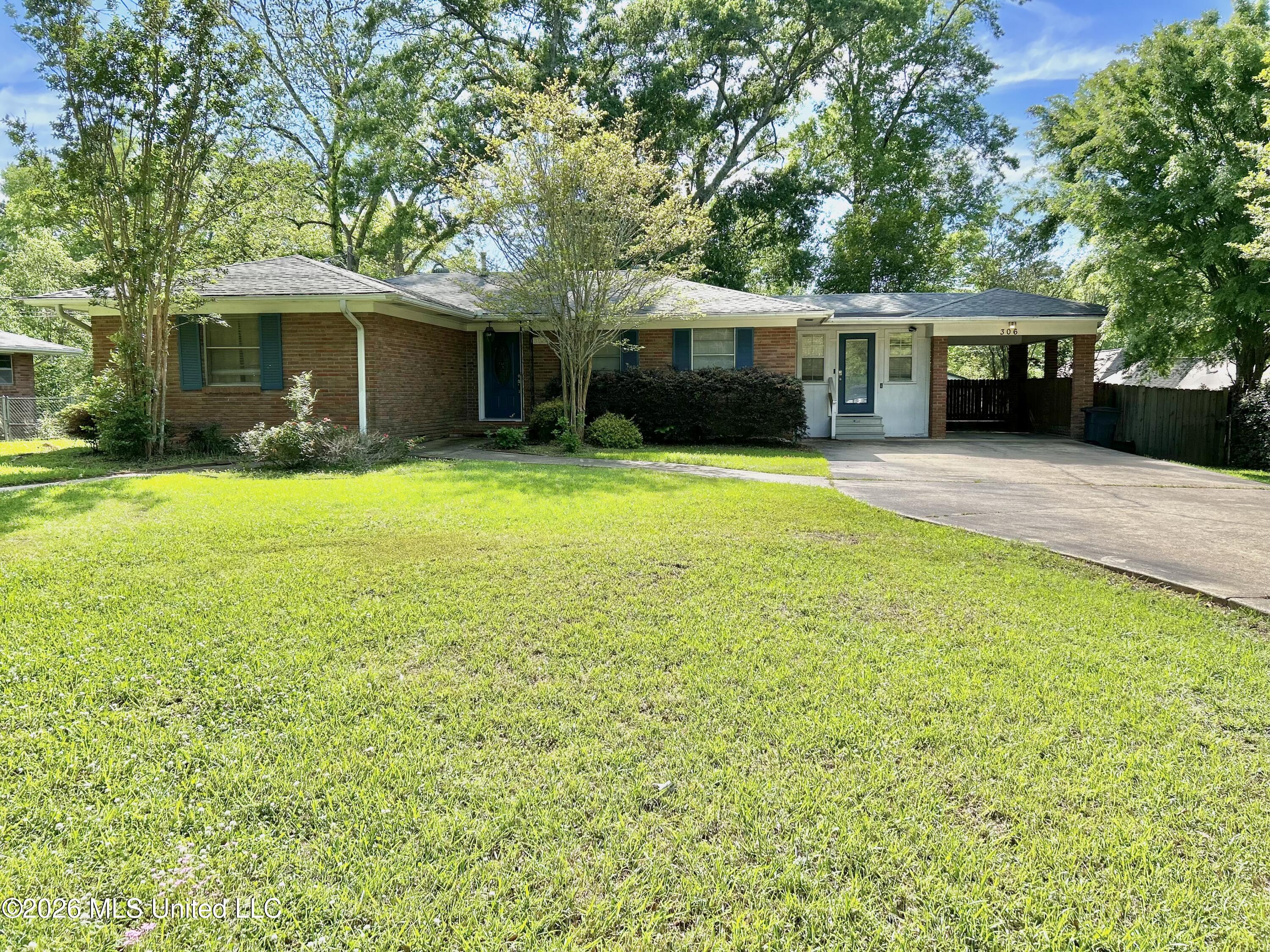 306 Green Street Summit, MS 39666 - Photo 1 of 15 IMG_0592