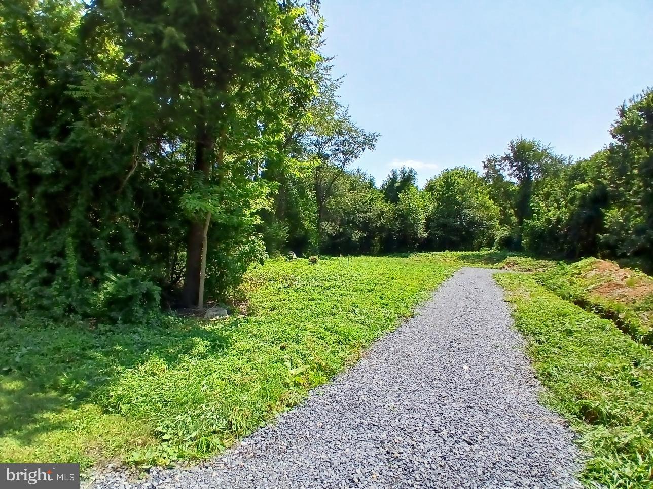 2264 Walnut Bottom Road Carlisle, PA 17015 - Photo 5 of 17 Gallery Image 5