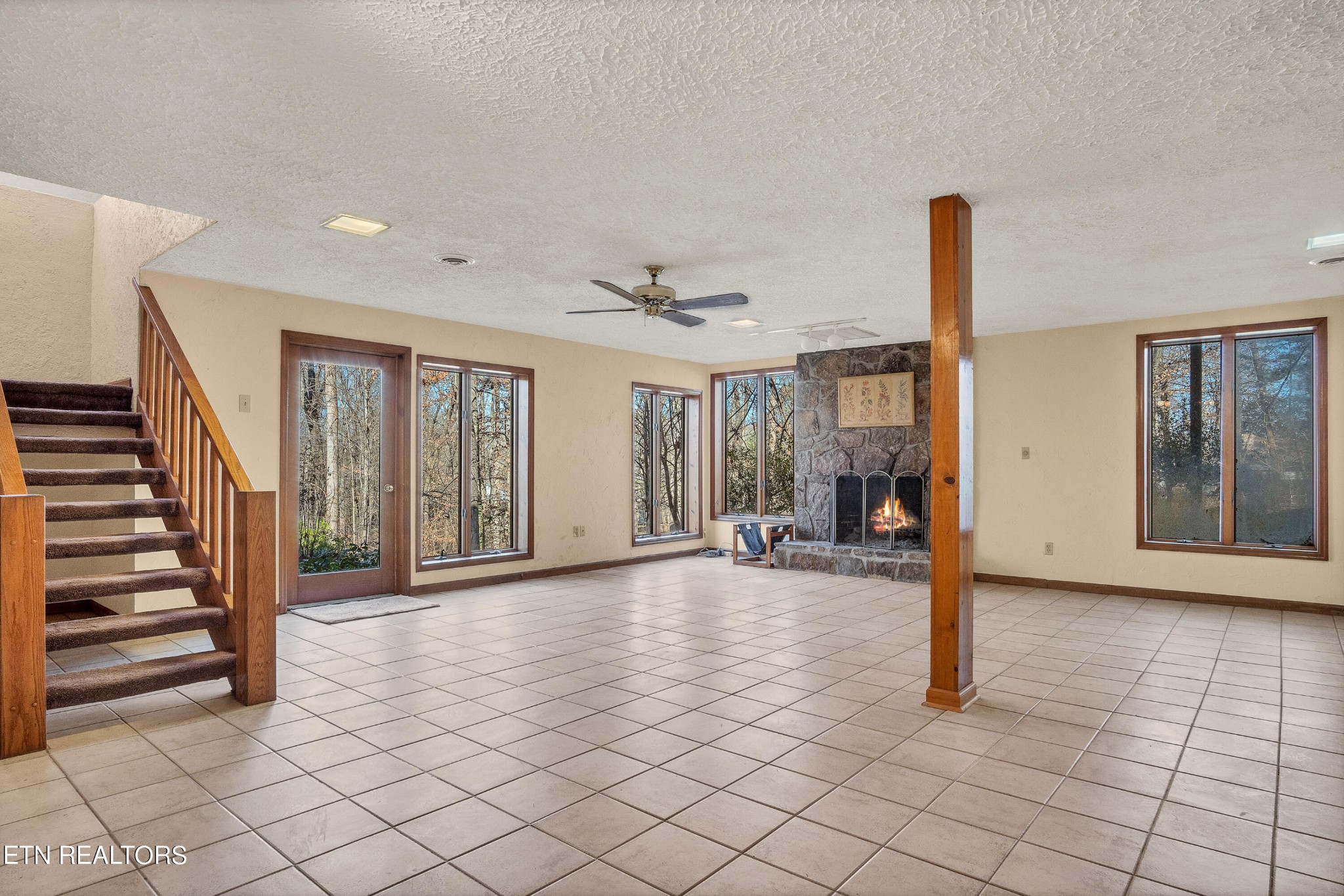 105 Clayton Way Oak Ridge, TN 37830 - Photo 34 of 42 a view of empty room with wooden floor