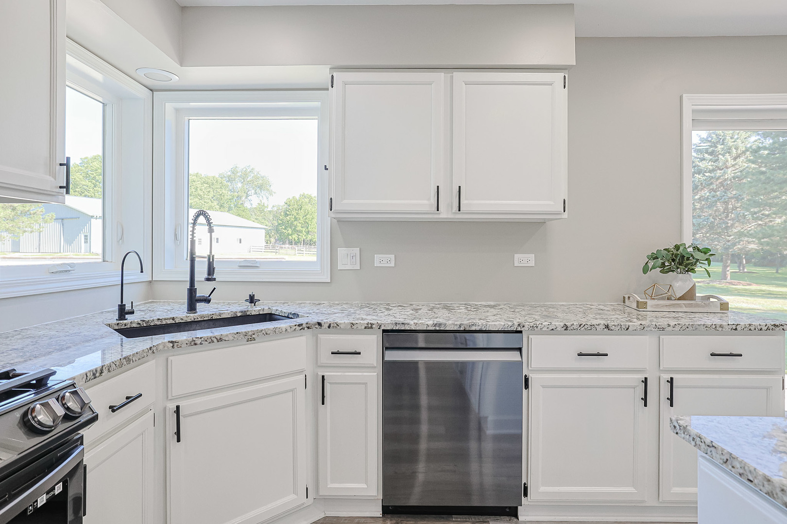 6805 Johnsburg Road Spring Grove, IL 60081 - Photo 10 of 79