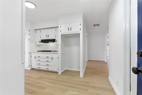 $195,000 | 141 East Coronado Lane, Tustin, CA 92780