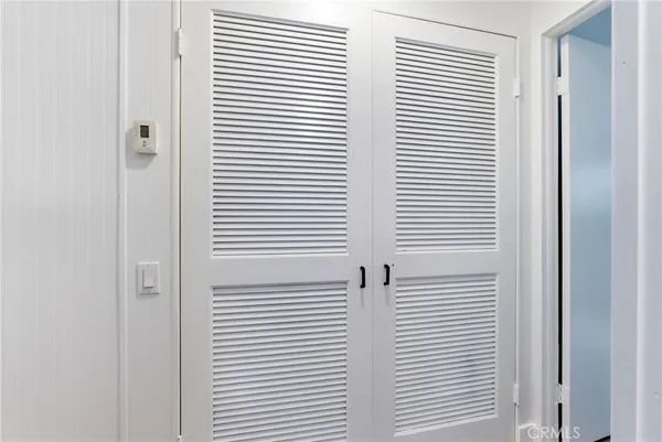 $195,000 | 141 East Coronado Lane, Tustin, CA 92780