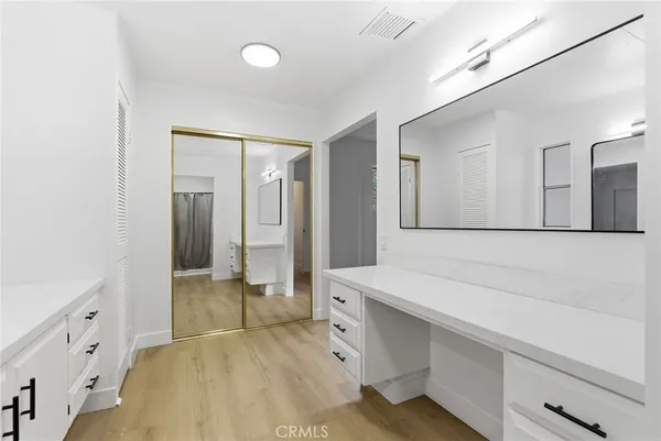 $195,000 | 141 East Coronado Lane, Tustin, CA 92780