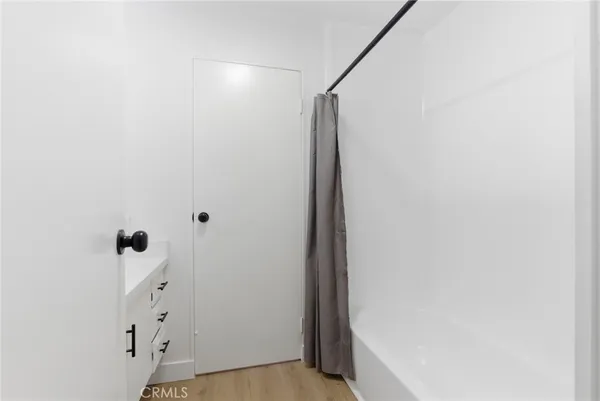 $195,000 | 141 East Coronado Lane, Tustin, CA 92780