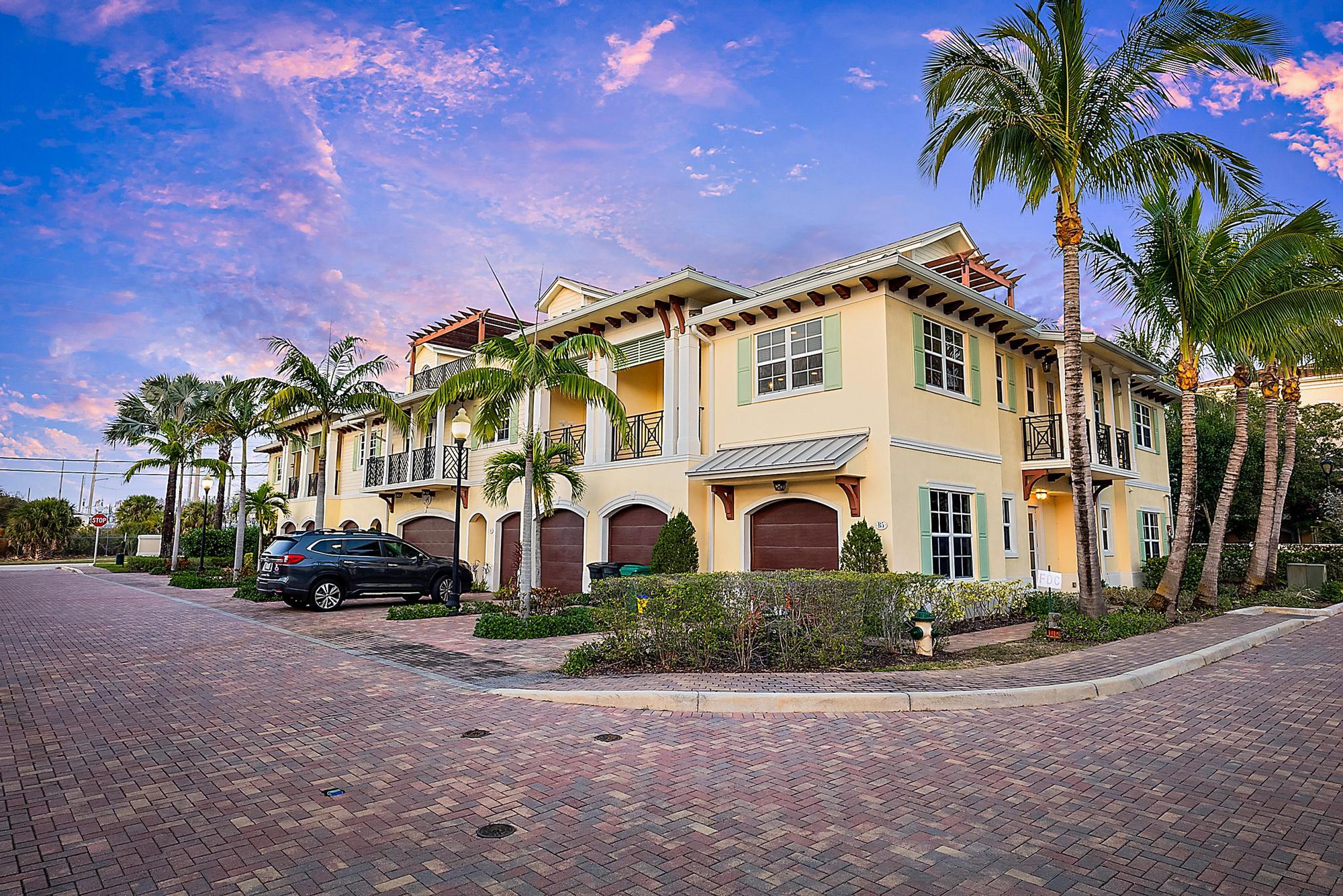 3770 County Line Road, Unit A1 Jupiter, FL 33469 - Photo 10 of 31 3770 SE County Line Rd Twilights-6