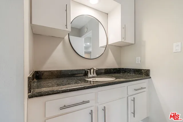 $779,000 | 23401 Park Sorrento, Unit 30, Calabasas, CA 91302