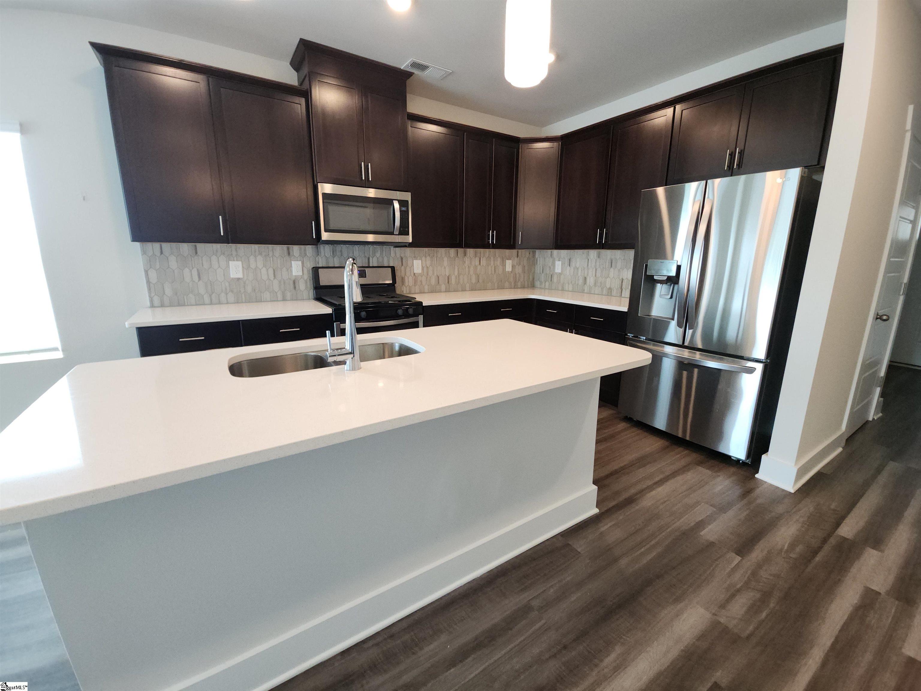 159 Bromes Way Greenville, SC 29607 - Photo 3 of 8