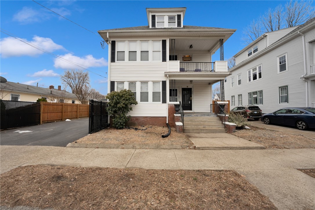 464 Academy Avenue, Providence, RI 02908 Compass