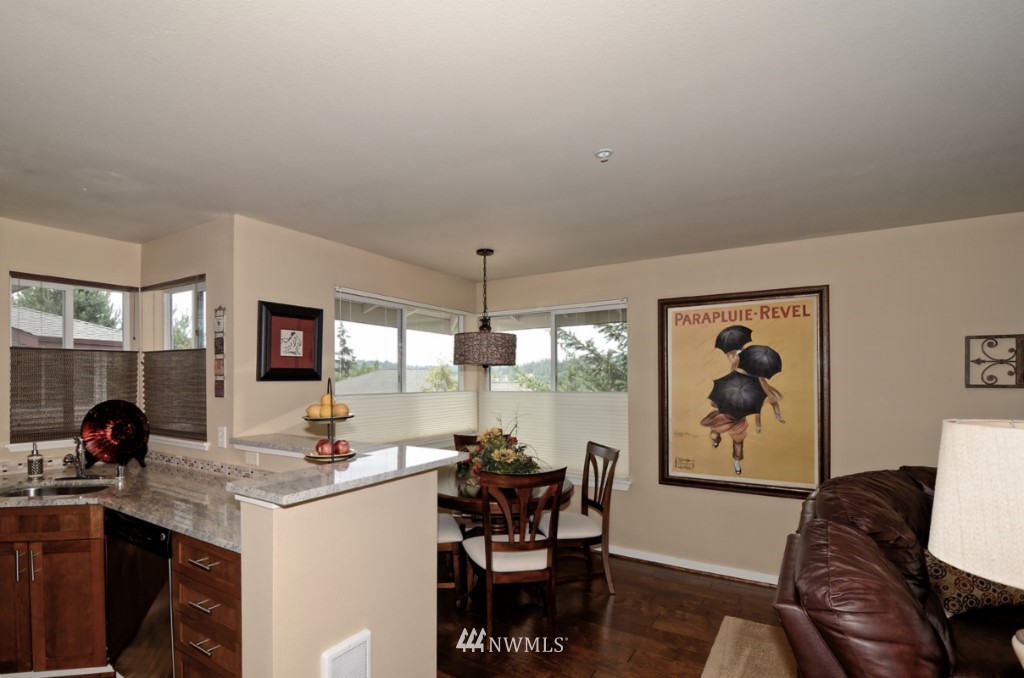 3921 243rd Place Southeast, Unit J302 Bothell, WA 98021 - Photo 6 of 25