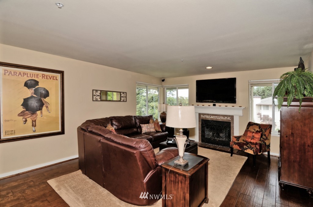 3921 243rd Place Southeast, Unit J302 Bothell, WA 98021 - Photo 8 of 25