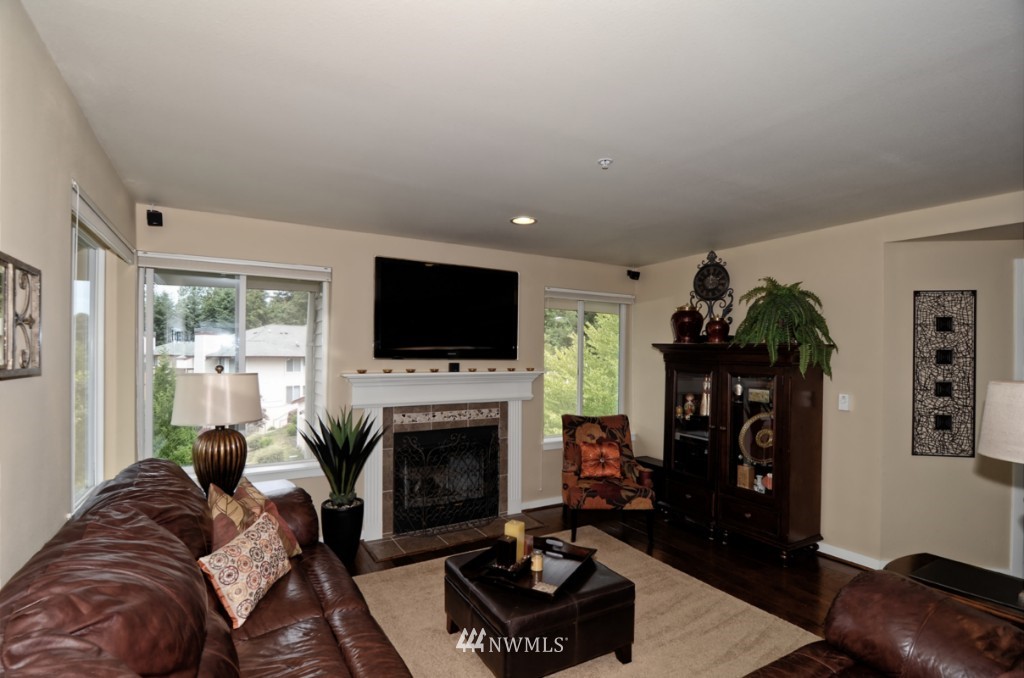 3921 243rd Place Southeast, Unit J302 Bothell, WA 98021 - Photo 9 of 25