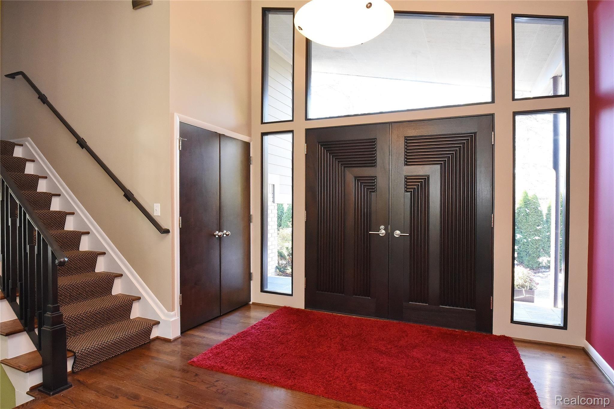 122 Baldwin Road Birmingham, MI 48009 - Photo 2 of 31 122 Baldwin Ct_02.JPG