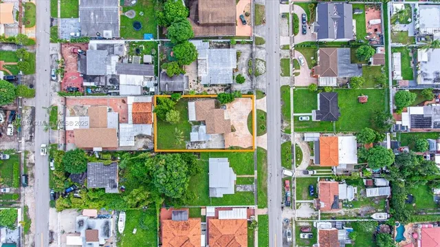 an aerial view of multiple house