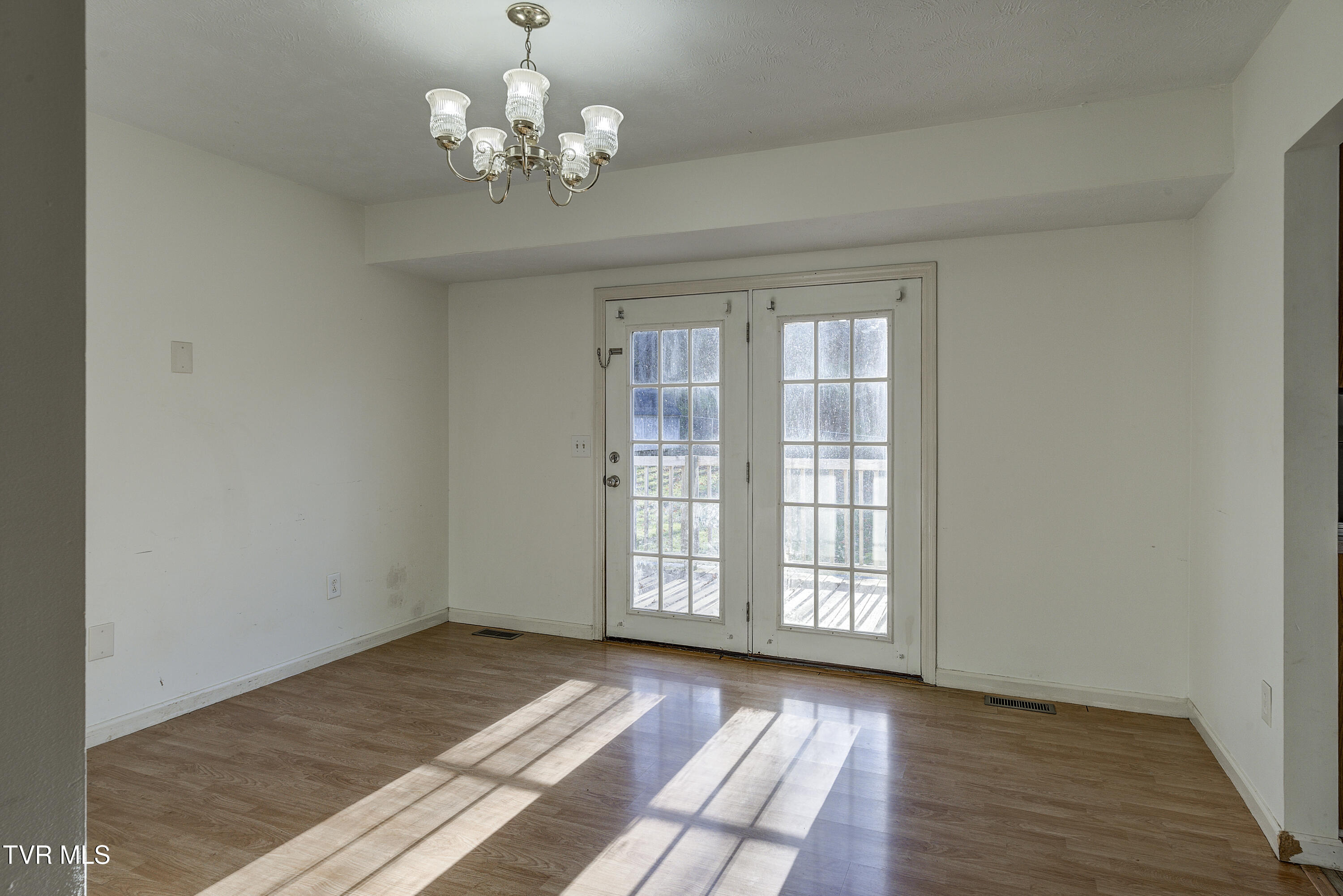 1883 Powder Branch Road Johnson City, TN 37601 - Photo 11 of 53 PowderBranchINTERIORS-6