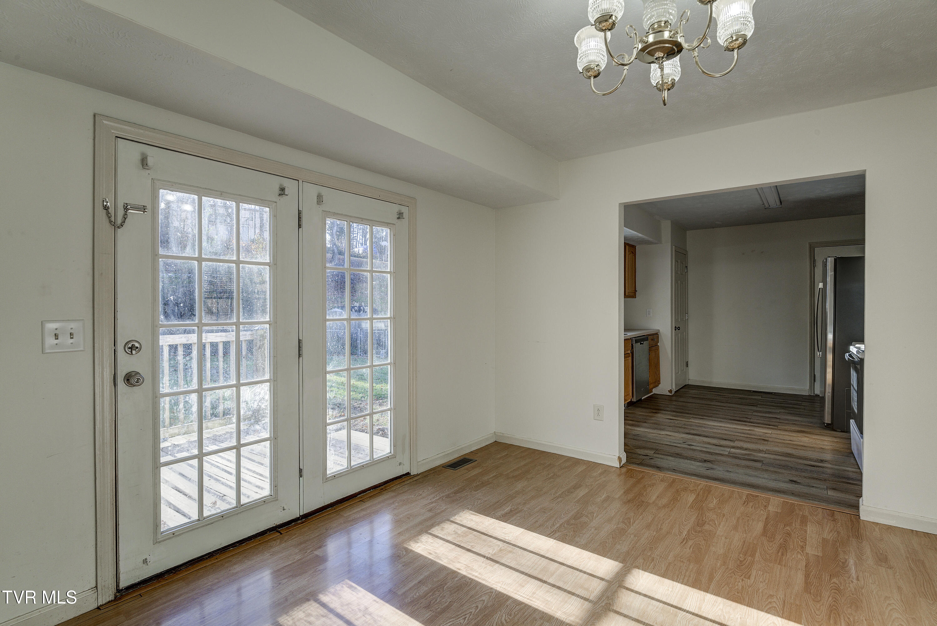 1883 Powder Branch Road Johnson City, TN 37601 - Photo 13 of 53 PowderBranchINTERIORS-8