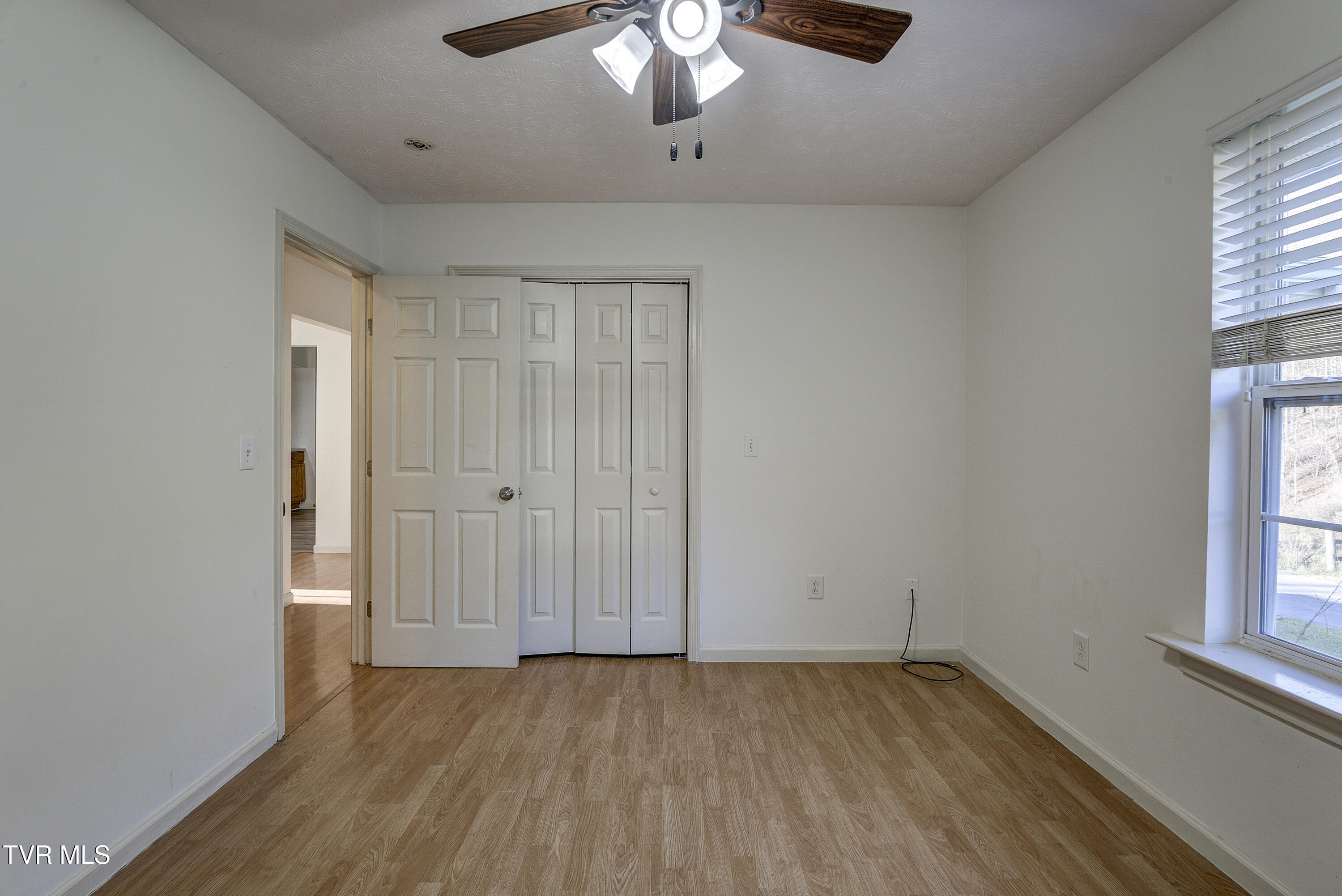 1883 Powder Branch Road Johnson City, TN 37601 - Photo 20 of 53 PowderBranchINTERIORS-15