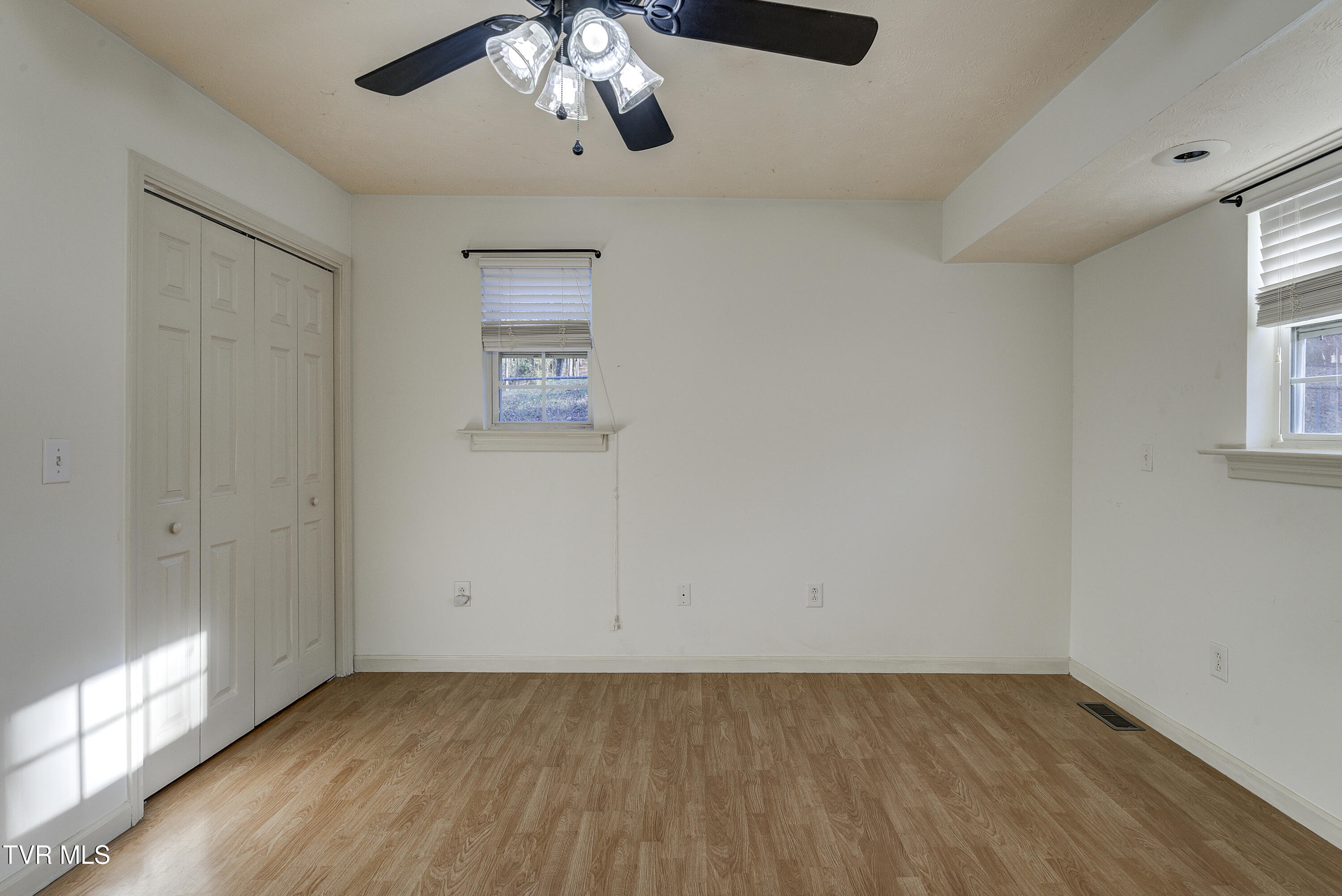 1883 Powder Branch Road Johnson City, TN 37601 - Photo 29 of 53 PowderBranchINTERIORS-23
