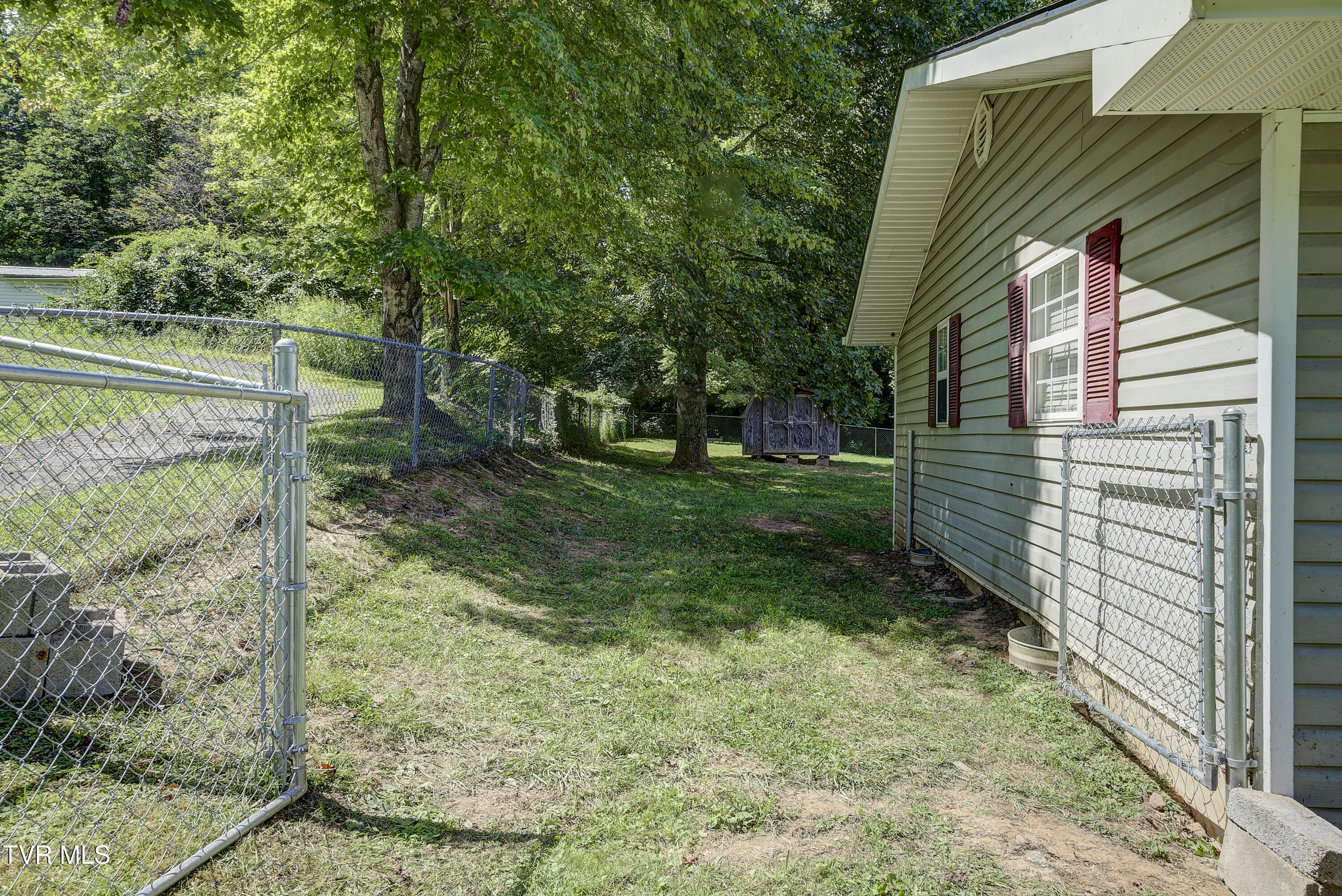 1883 Powder Branch Road Johnson City, TN 37601 - Photo 41 of 53 PowderBranch-exterior-4