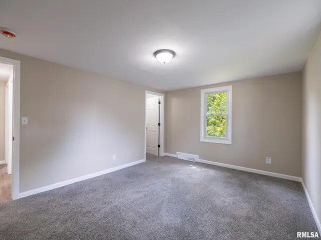 $142,500 | 1404 East Moneta Avenue, Peoria Heights, IL 61616