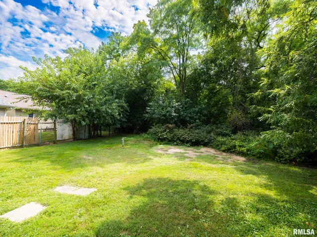 $142,500 | 1404 East Moneta Avenue, Peoria Heights, IL 61616