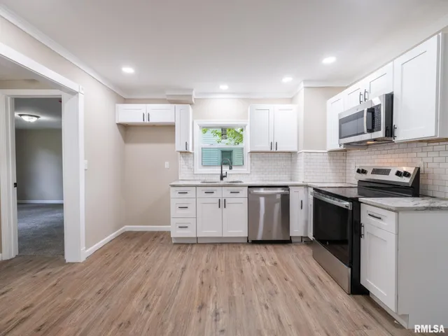 $142,500 | 1404 East Moneta Avenue, Peoria Heights, IL 61616