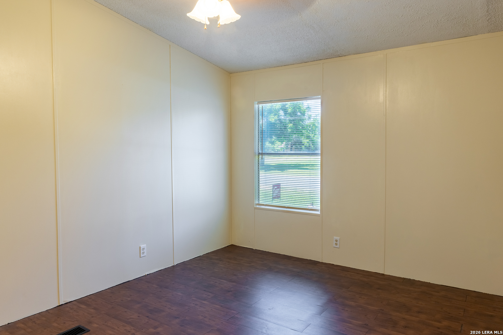 702 North 11th Street Junction, TX 76849 - Photo 17 of 18