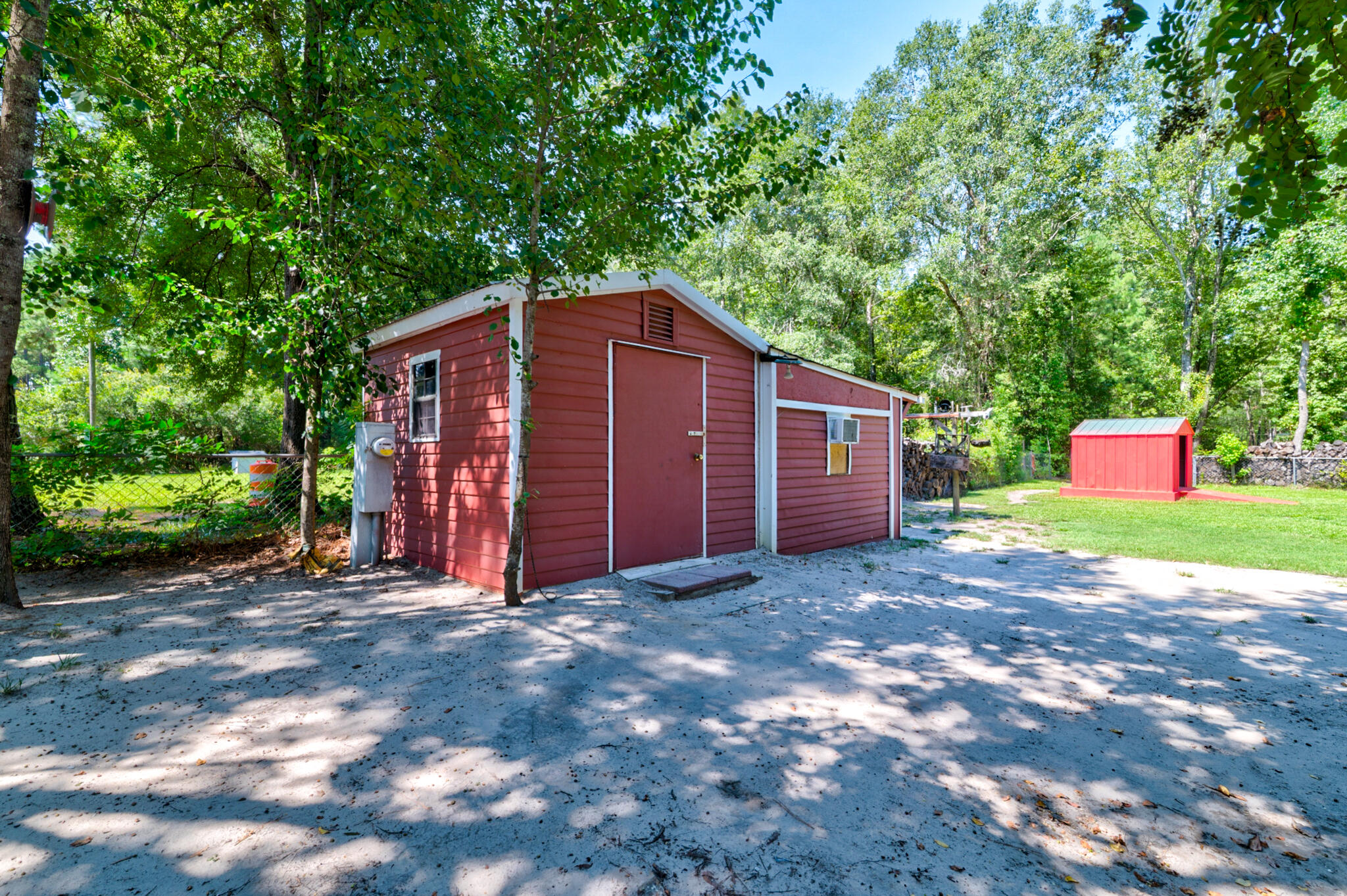 871 Groomstown Road Cross, SC 29436 - Photo 2 of 35 871 Groomstown - 32 - CMG