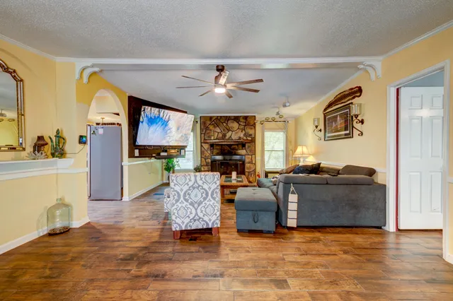 $324,999 | 871 Groomstown Road, Cross, SC 29436