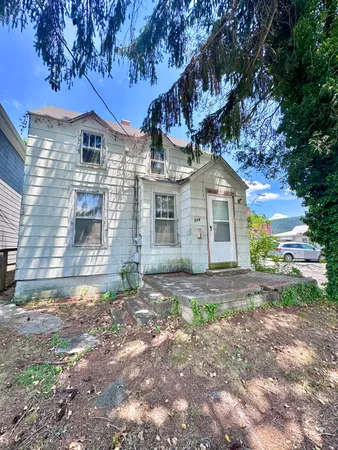 $19,500 | 514 Rose Avenue, Clifton Forge, VA 24422