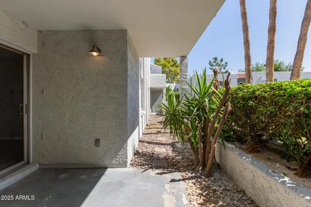 $1,800 | 3314 North 68th Street, Unit 127, Scottsdale, AZ 85251