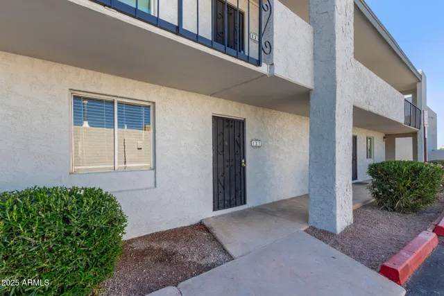 $1,800 | 3314 North 68th Street, Unit 127, Scottsdale, AZ 85251