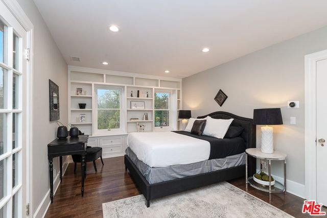 $2,354,000 | 101 South Ridgewood Place, Los Angeles, CA 90004