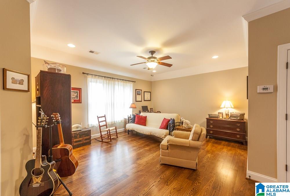 523 Greenbrier Way Hoover, AL 35244 - Photo 37 of 50