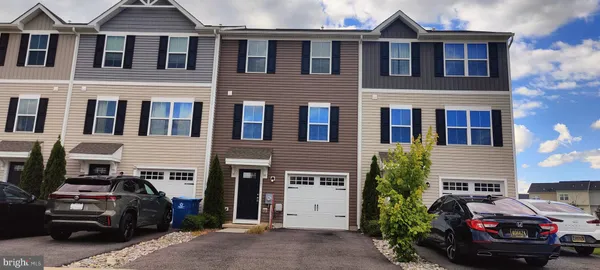 $369,997 | 1047 Wickersham Way, Middletown, DE 19709