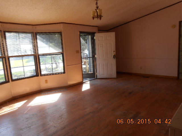 106 Grapevine Road Summerville, SC 29483 - Photo 3 of 5 grapevine lvrm