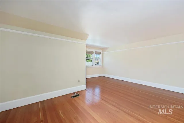 $569,900 | 727 Shoshone Street North, Twin Falls, ID 83301