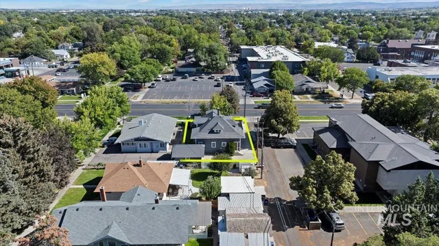 $569,900 | 727 Shoshone Street North, Twin Falls, ID 83301