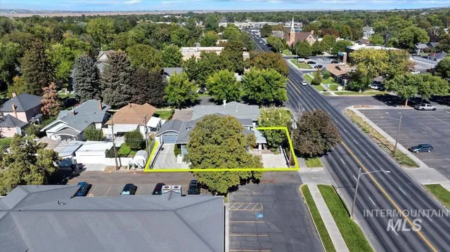 $569,900 | 727 Shoshone Street North, Twin Falls, ID 83301