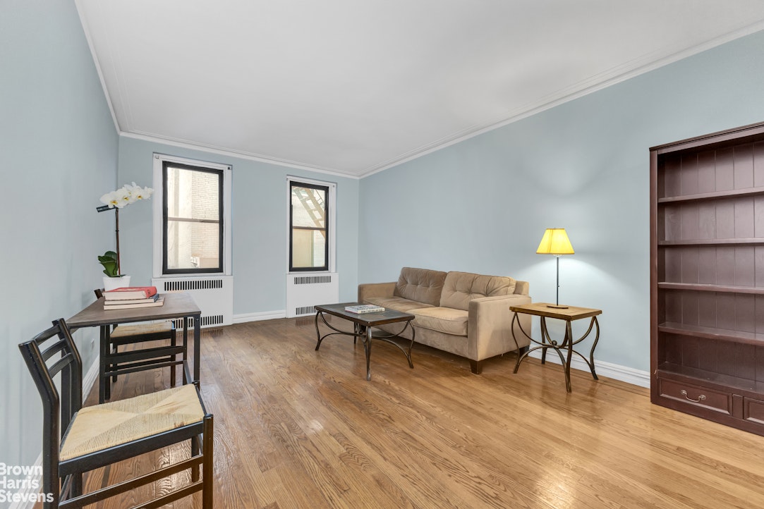 350 East 77th Street, Unit 2H Manhattan, NY 10075 - Photo 2 of 11