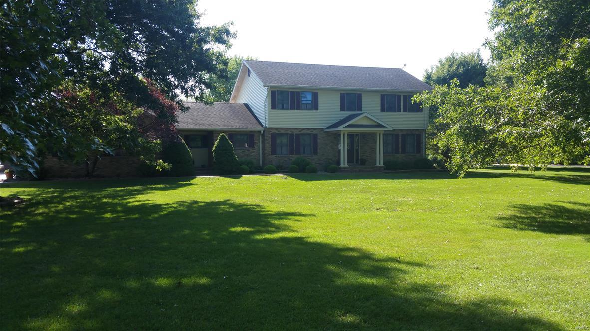 2604 Meadow Ridge Drive Highland, IL 62249 - Photo 1 of 43 Gallery Image 1