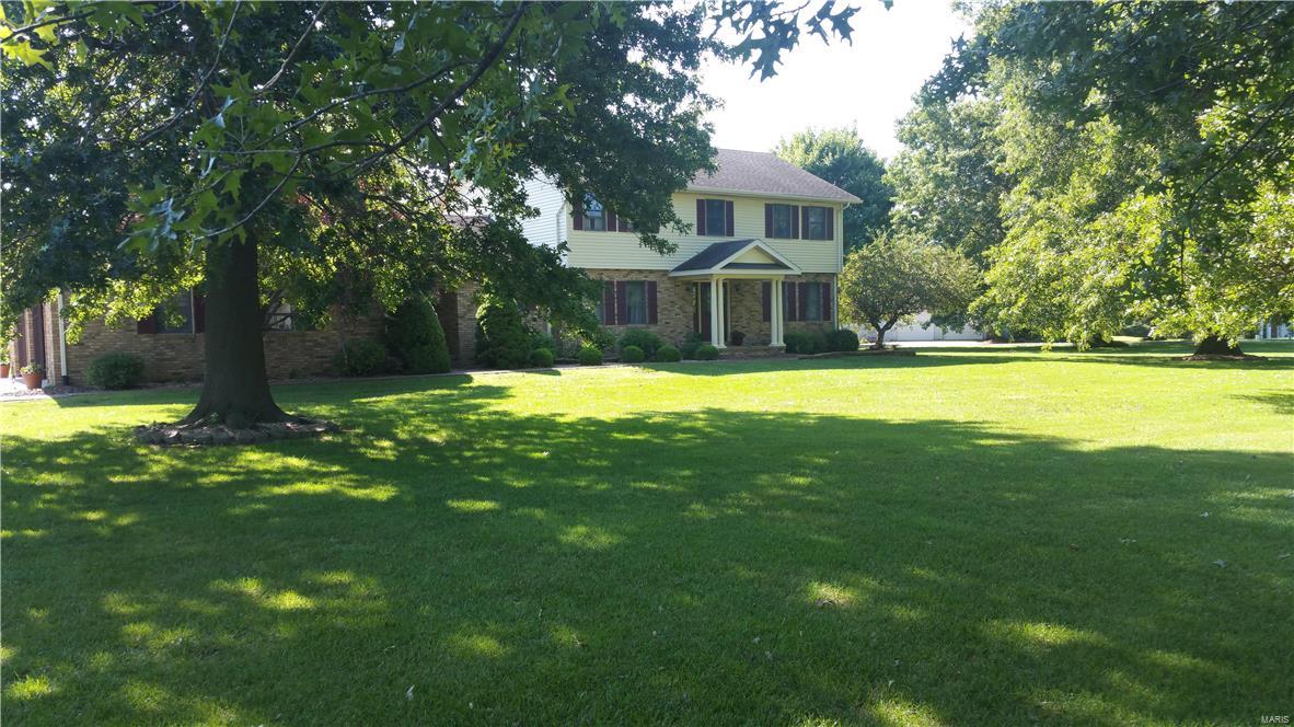 2604 Meadow Ridge Drive Highland, IL 62249 - Photo 2 of 43 Gallery Image 2