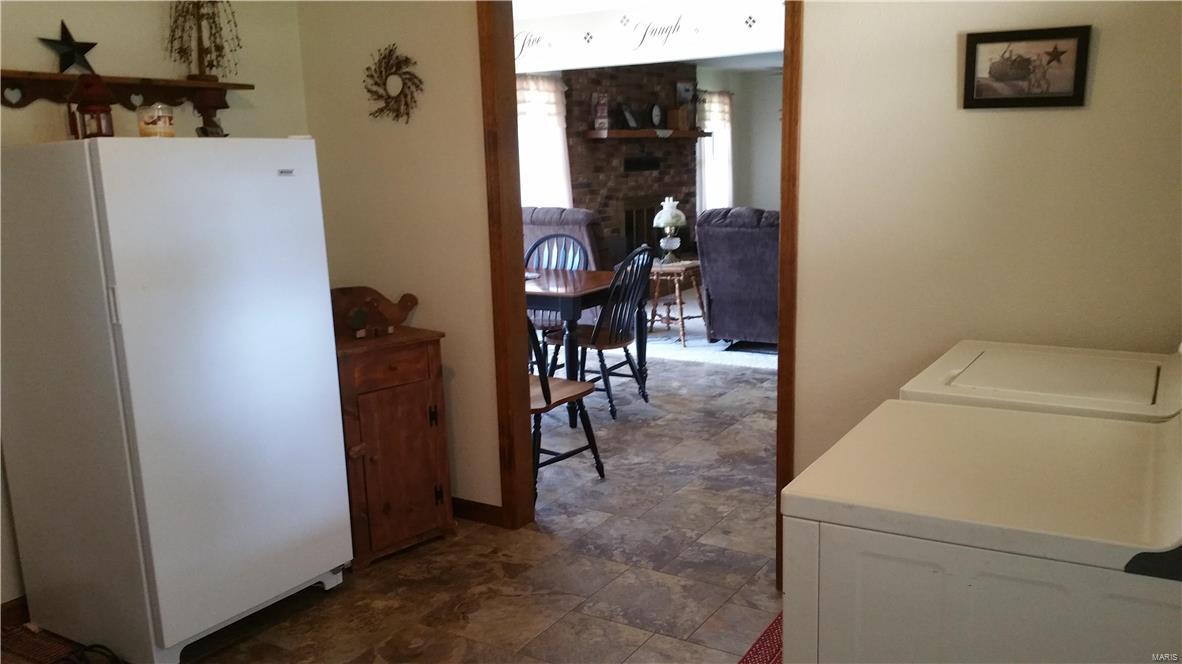 2604 Meadow Ridge Drive Highland, IL 62249 - Photo 16 of 43 Gallery Image 16
