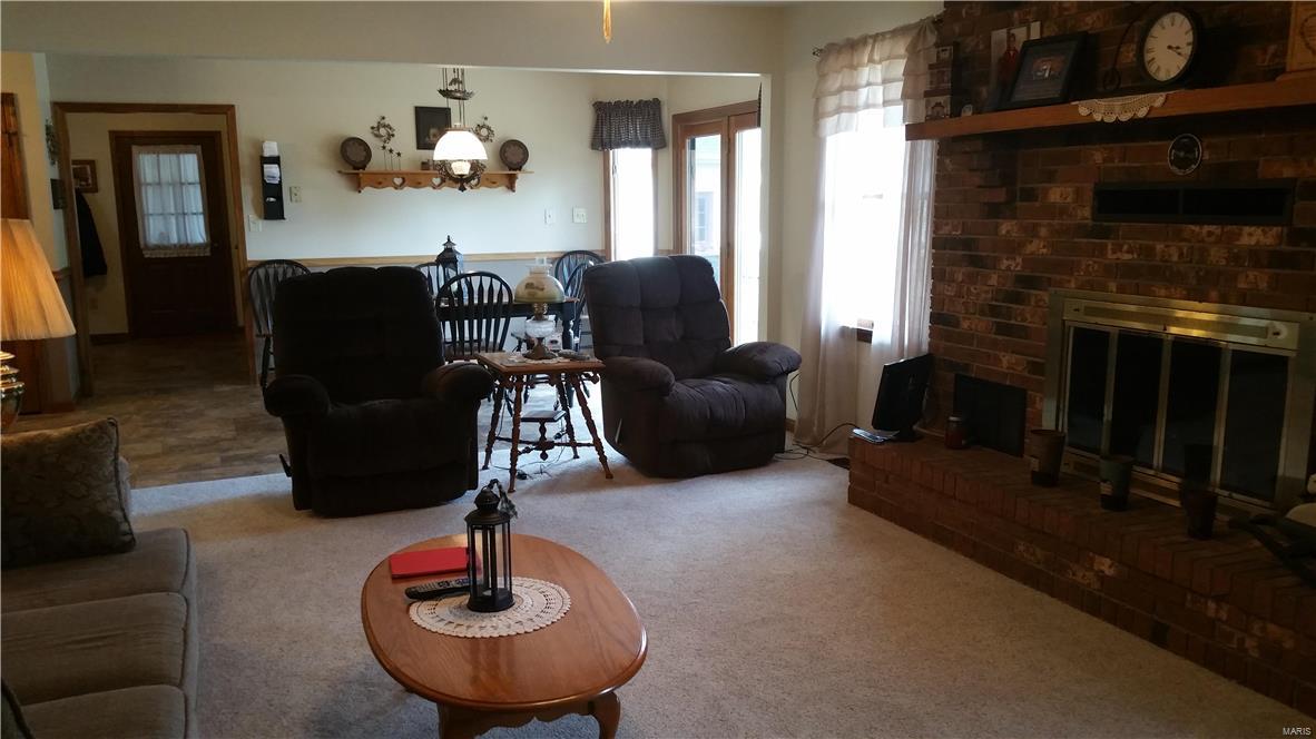 2604 Meadow Ridge Drive Highland, IL 62249 - Photo 23 of 43 Gallery Image 23