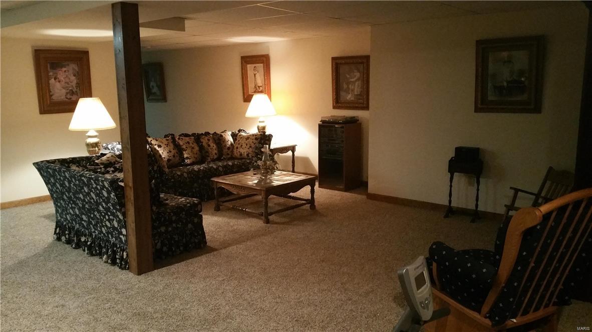2604 Meadow Ridge Drive Highland, IL 62249 - Photo 39 of 43 Gallery Image 39